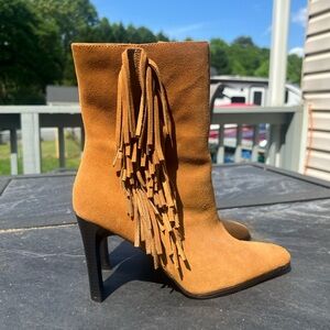 Predictions suede leather boots